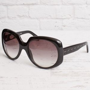 NEW Fendi Authentic Sunglasses Women Black Square Frames Gradient Lens Round UV